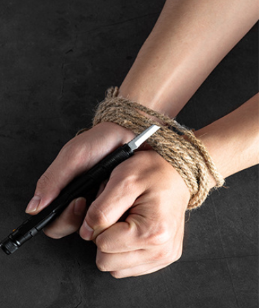 Multifunctional Tactical Pen