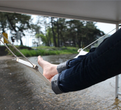 Table foot hammock