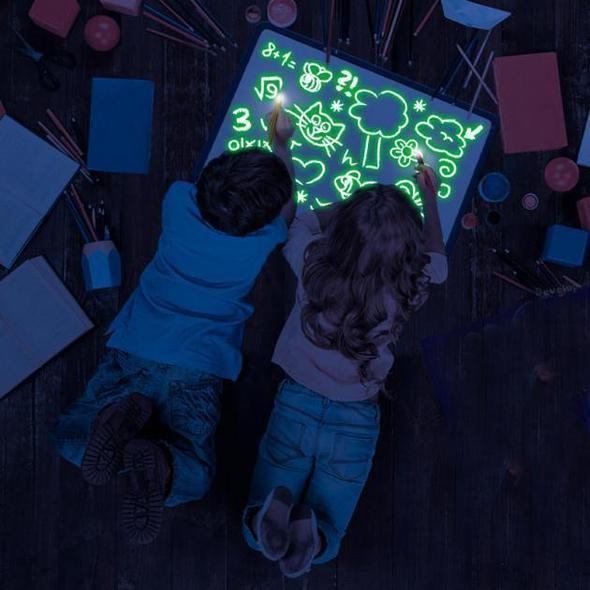 MagicDrawing - Illuminated educational drawing board