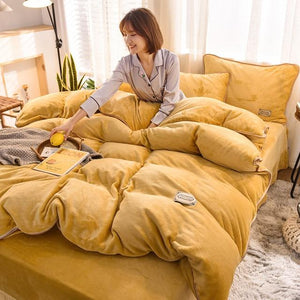 Thick Golden Mink Velvet Bedding Set