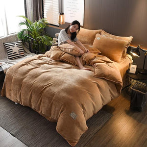 Thick Golden Mink Velvet Bedding Set