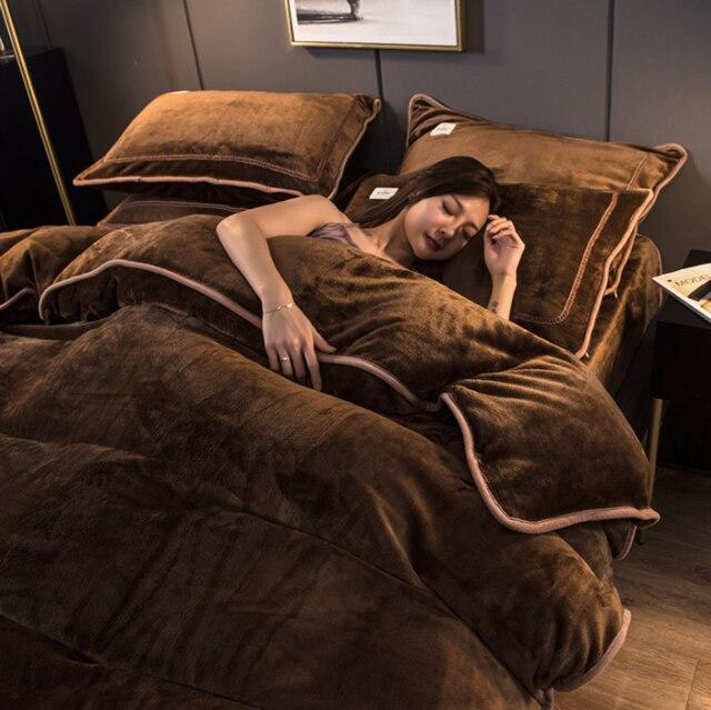 Warm Milk Velvet Bedding Set