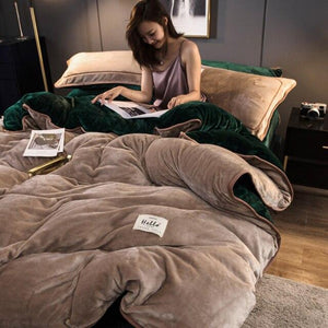 Warm Milk Velvet Bedding Set