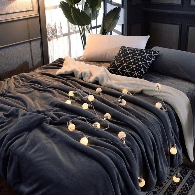 AB Sided Thickened Flannel Blanket1